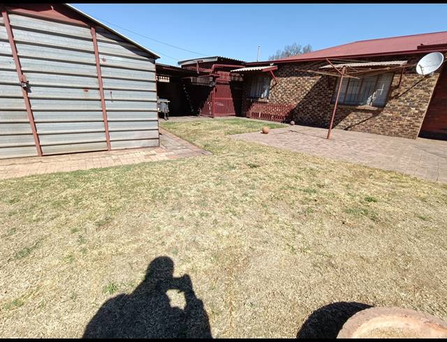 3 BEDROOM HOUSE FOR SALE IN VANDERBIJLPARK CW 5